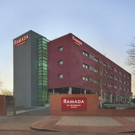 מלון Ramada By Wyndham Madrid חטאפה מראה חיצוני תמונה