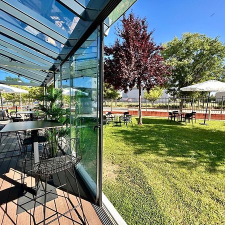 מלון Ramada By Wyndham Madrid חטאפה מראה חיצוני תמונה