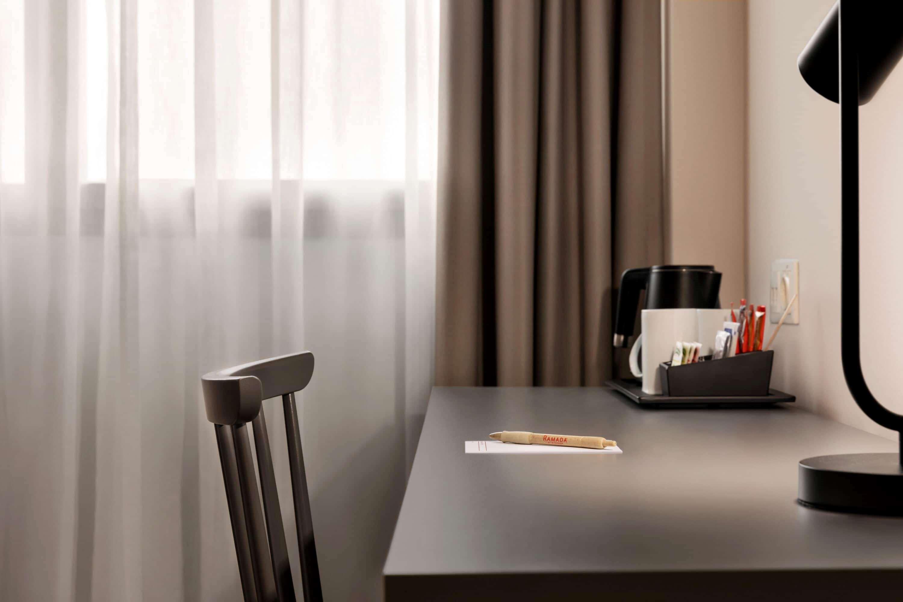 מלון Ramada By Wyndham Madrid חטאפה מראה חיצוני תמונה