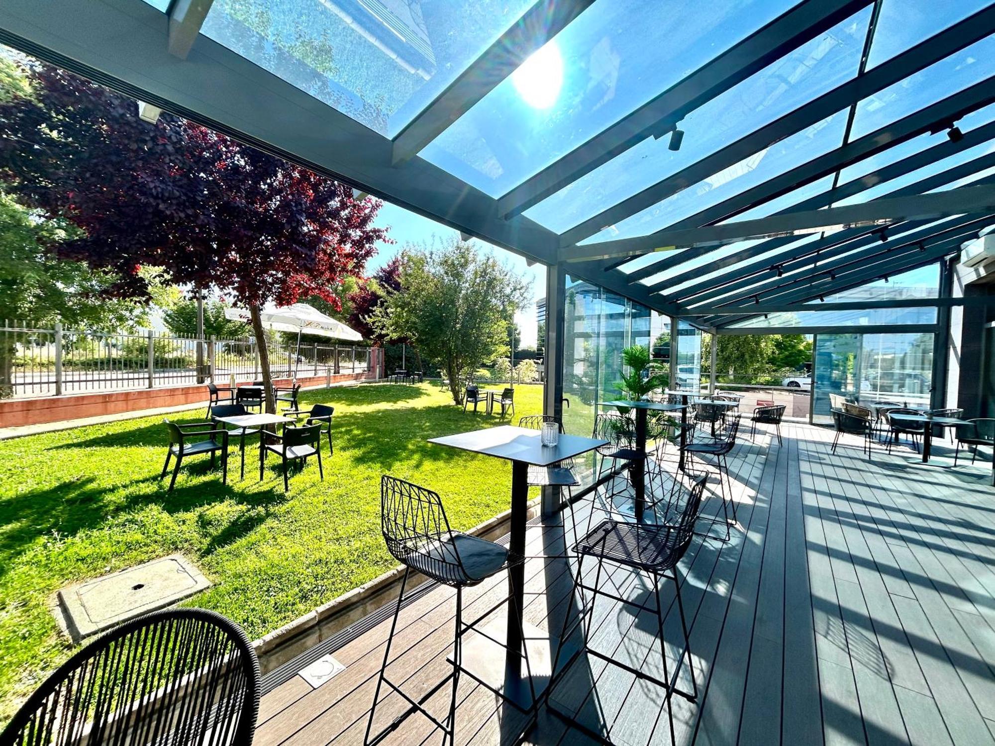 מלון Ramada By Wyndham Madrid חטאפה מראה חיצוני תמונה