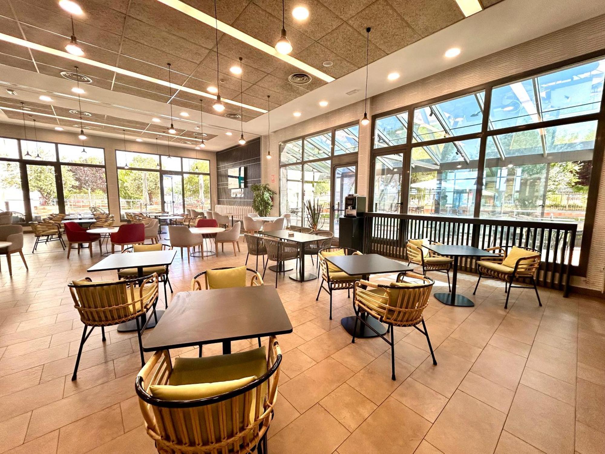 מלון Ramada By Wyndham Madrid חטאפה מראה חיצוני תמונה