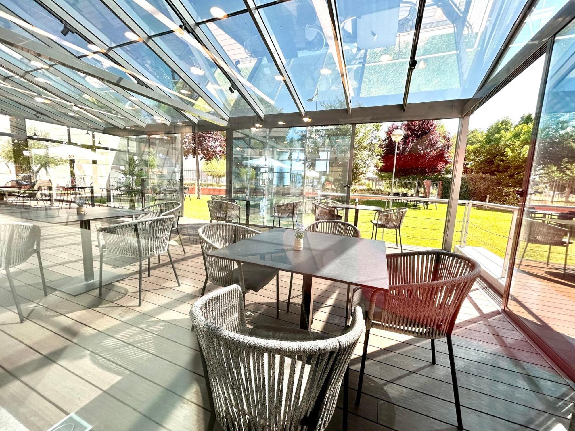 מלון Ramada By Wyndham Madrid חטאפה מראה חיצוני תמונה