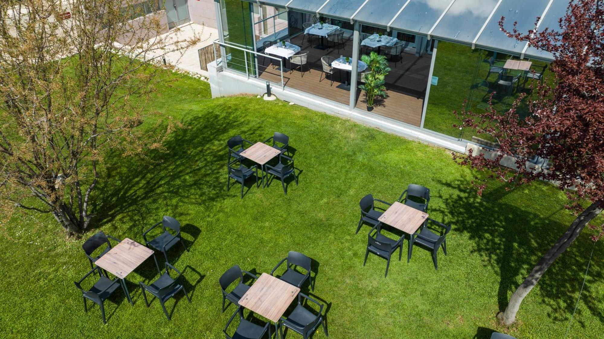 מלון Ramada By Wyndham Madrid חטאפה מראה חיצוני תמונה